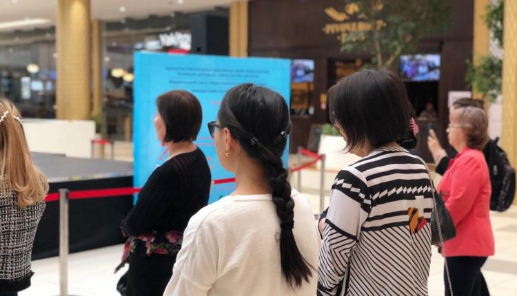 Национальный центр общественного здравоохранения и УКЦ «Астана» провели для посетителей  MEGA Silk Way г.Нур-Султан мастер-класс «Ты можешь спасти жизнь!