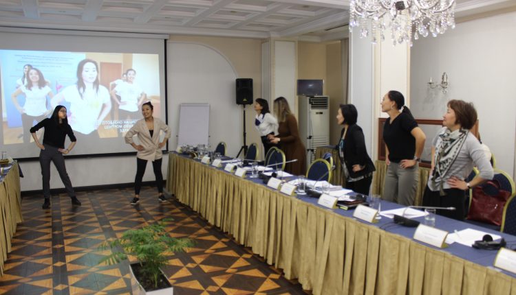 В Нур-Султане с участием международных экспертов обсуждаются вопросы  безопасного управления химическими веществами