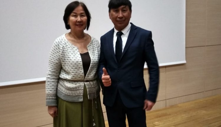 Сотрудники Национального музея РК после встречи с Послом здоровья Маратом Жыланбаевым решили заняться бегом